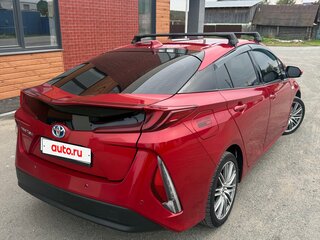 2017 Toyota Prius PHV ZVW52 Prime IV (XW50), красный, 2330000 рублей, вид 5