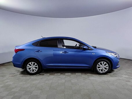 2018 Hyundai Solaris II, синий, 1160000 рублей, вид 4