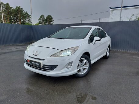 Peugeot 408 I