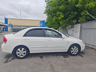 2006 Kia Cerato I Рестайлинг, белый, 450000 рублей, вид 2