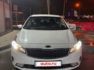2016 Kia Cerato III Рестайлинг (Classic), белый, 1449000 рублей, вид 2