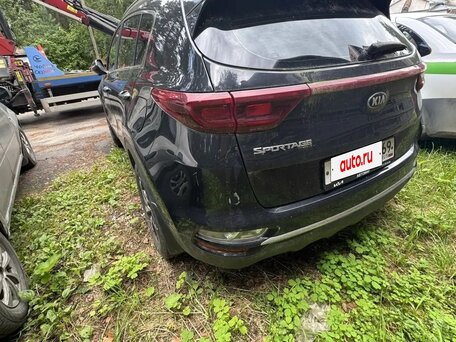 2021 Kia Sportage IV Рестайлинг, чёрный, 2587500 рублей, вид 4