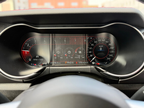 2022 Ford Mustang VI Рестайлинг, чёрный - вид 15