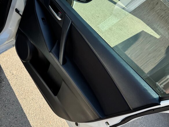 2011 Mazda 3 II (BL), белый - вид 18