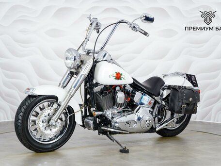 2005 Harley-Davidson Fat Boy, белый, 805000 рублей, вид 3