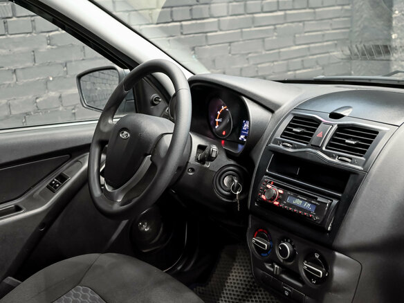 2019 Lada (ВАЗ) Granta I Рестайлинг, белый, 610000 рублей - вид 15