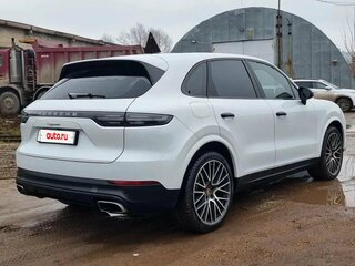 2019 Porsche Cayenne III, белый, 5900000 рублей, вид 5