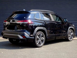 2022 Toyota Corolla Cross I, чёрный, 2156000 рублей, вид 4