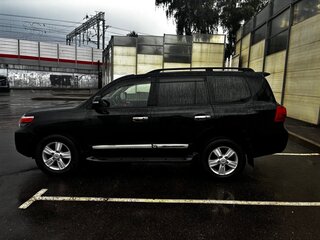 2013 Toyota Land Cruiser 200 Series Рестайлинг 1, чёрный, 2750000 рублей, вид 2