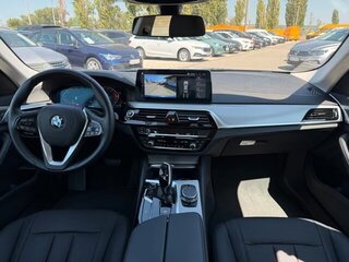 2023 BMW 5 серии 520d xDrive VII (G30/G31/G38) Рестайлинг, синий, 6192582 рублей, вид 5