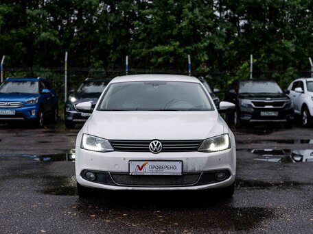 2014 Volkswagen Jetta VI, белый, 820000 рублей, вид 3