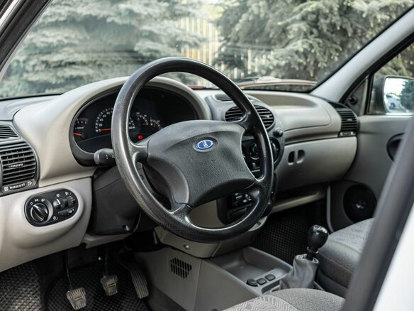 2011 Lada (ВАЗ) Kalina I, белый, 330000 рублей - вид 16