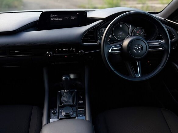 2020 Mazda 3 IV (BP), белый, 1950000 рублей - вид 16