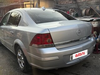2008 Opel Astra H Рестайлинг, серебристый, 390000 рублей, вид 2