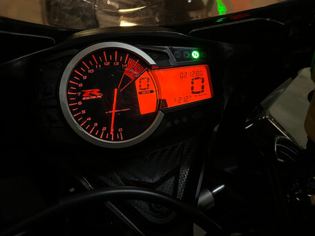 2011 Suzuki GSX-R 750, чёрный, 610000 рублей, вид 4