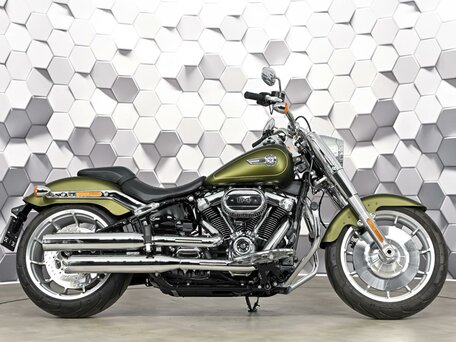 2022 Harley-Davidson Fat Boy, зелёный, 2599000 рублей, вид 3