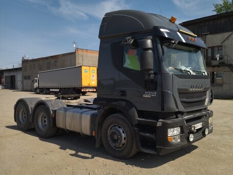 2017 Iveco Stralis, серый, 2900000 рублей, вид 2