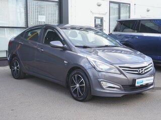 2015 Hyundai Solaris I Рестайлинг, серый, 995000 рублей, вид 3