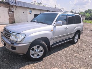 2006 Toyota Land Cruiser 100 Series Рестайлинг 2, серебристый, 2500000 рублей, вид 2