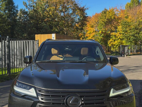 2022 Lexus LX 600 IV, чёрный, 16500000 рублей - вид 3