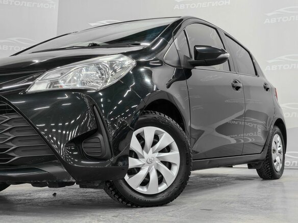2018 Toyota Vitz III (XP130) Рестайлинг 2, чёрный, 975000 рублей - вид 25