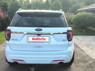 2016 Ford Explorer V Рестайлинг, белый, 2499000 рублей, вид 3