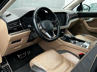 2021 Volkswagen Touareg III, коричневый, 6980400 рублей, вид 5