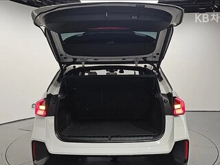 2023 BMW X1 18d sDrive III (U11/U12), белый, 2760500 рублей, вид 5