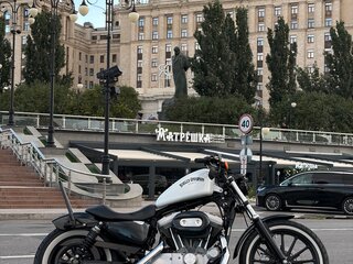 2007 Harley-Davidson Sportster 883, белый, 780000 рублей, вид 4