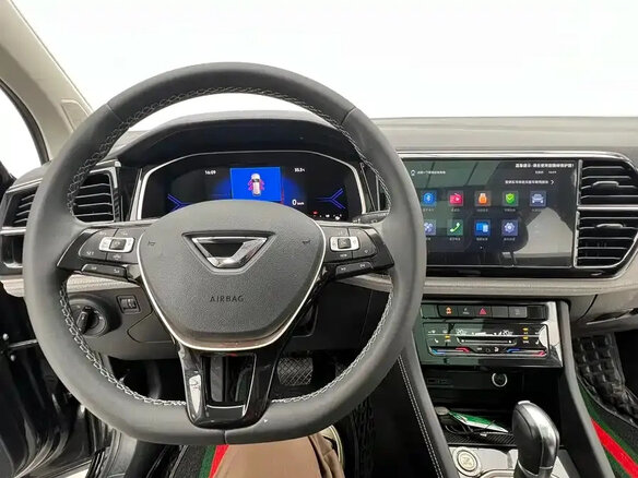 2023 Jetta VS7 I Рестайлинг 1, чёрный, 1656000 рублей - вид 16