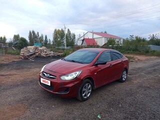 2012 Hyundai Solaris I, красный, 600000 рублей, вид 2