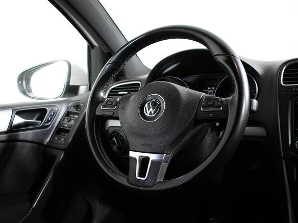2012 Volkswagen Golf VI, белый, 855000 рублей - вид 12