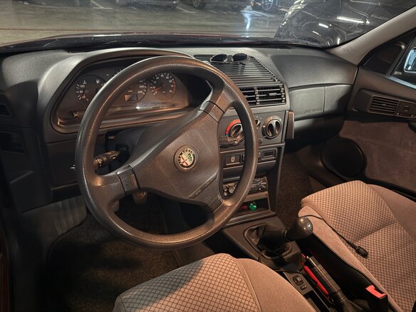 1996 Alfa Romeo 146, красный, 550000 рублей - вид 7