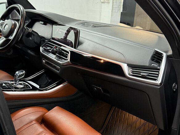 2020 BMW X5 M50d IV (G05/G18), чёрный, 7500000 рублей - вид 17