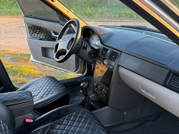 2009 Lada (ВАЗ) Priora I, серый, 280000 рублей - вид 8