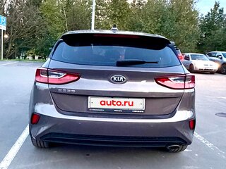 2020 Kia Ceed III, коричневый, 1850000 рублей, вид 4