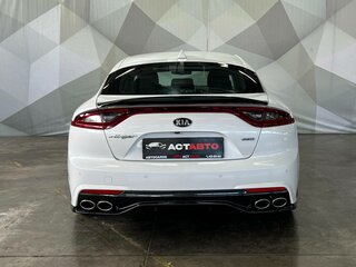 2018 Kia Stinger I, белый, 2490000 рублей, вид 5