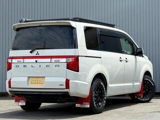 2022 Mitsubishi Delica D:5 I Рестайлинг, белый, 2490099 рублей, вид 5