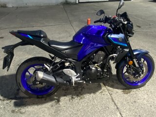 2022 Yamaha MT-03, синий, 580000 рублей, вид 5