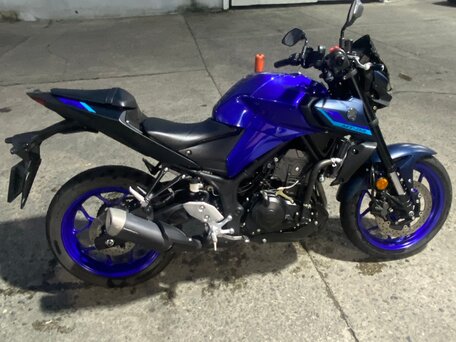 2022 Yamaha MT-03, синий, 580000 рублей, вид 5