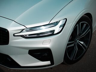 2020 Volvo S60 III, серый, 3150000 рублей, вид 4