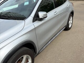 2015 Mercedes-Benz GLA 200 I (X156), серебристый, 1700000 рублей, вид 3