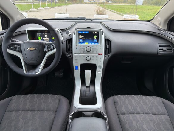 2013 Chevrolet Volt I, чёрный, 1045000 рублей - вид 28