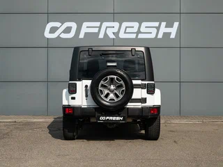 2013 Jeep Wrangler III (JK), белый, 2195000 рублей, вид 4
