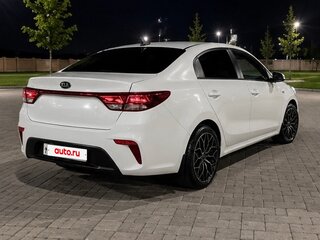 2017 Kia Rio IV, белый, 1100000 рублей, вид 2