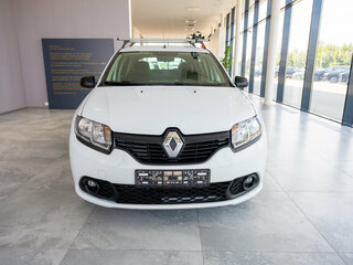 2016 Renault Sandero II, белый, 1000000 рублей, вид 2