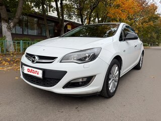 2013 Opel Astra J Рестайлинг, белый, 730000 рублей, вид 2