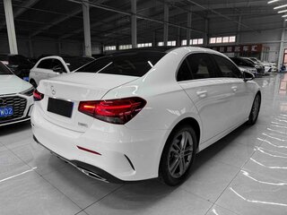 2022 Mercedes-Benz A-Класс 180 Long IV (W177) Рестайлинг, белый, 1510000 рублей, вид 5