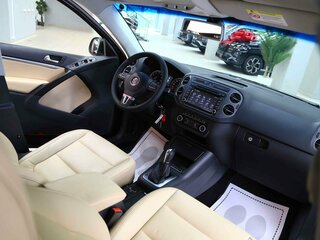 2011 Volkswagen Tiguan I Рестайлинг, чёрный, 990000 рублей, вид 5
