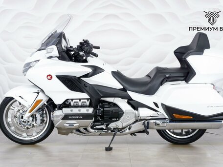 2018 Honda GL 1800 Gold Wing, белый, 2499000 рублей, вид 2